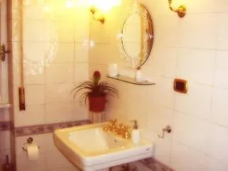 Eritrea 80 Bed & Breakfast Rome